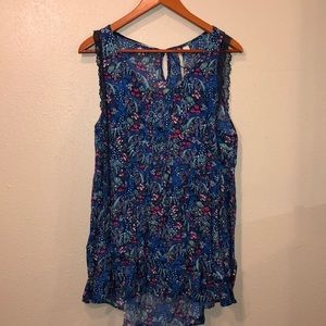 Floaral lauren Conrad top